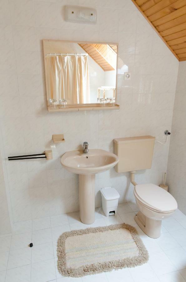 Apartment Pri Damijanu Ponikve Luaran gambar